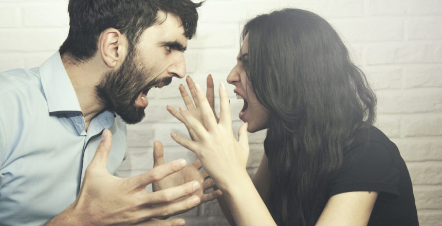 Casal que necessita falar e ouvir